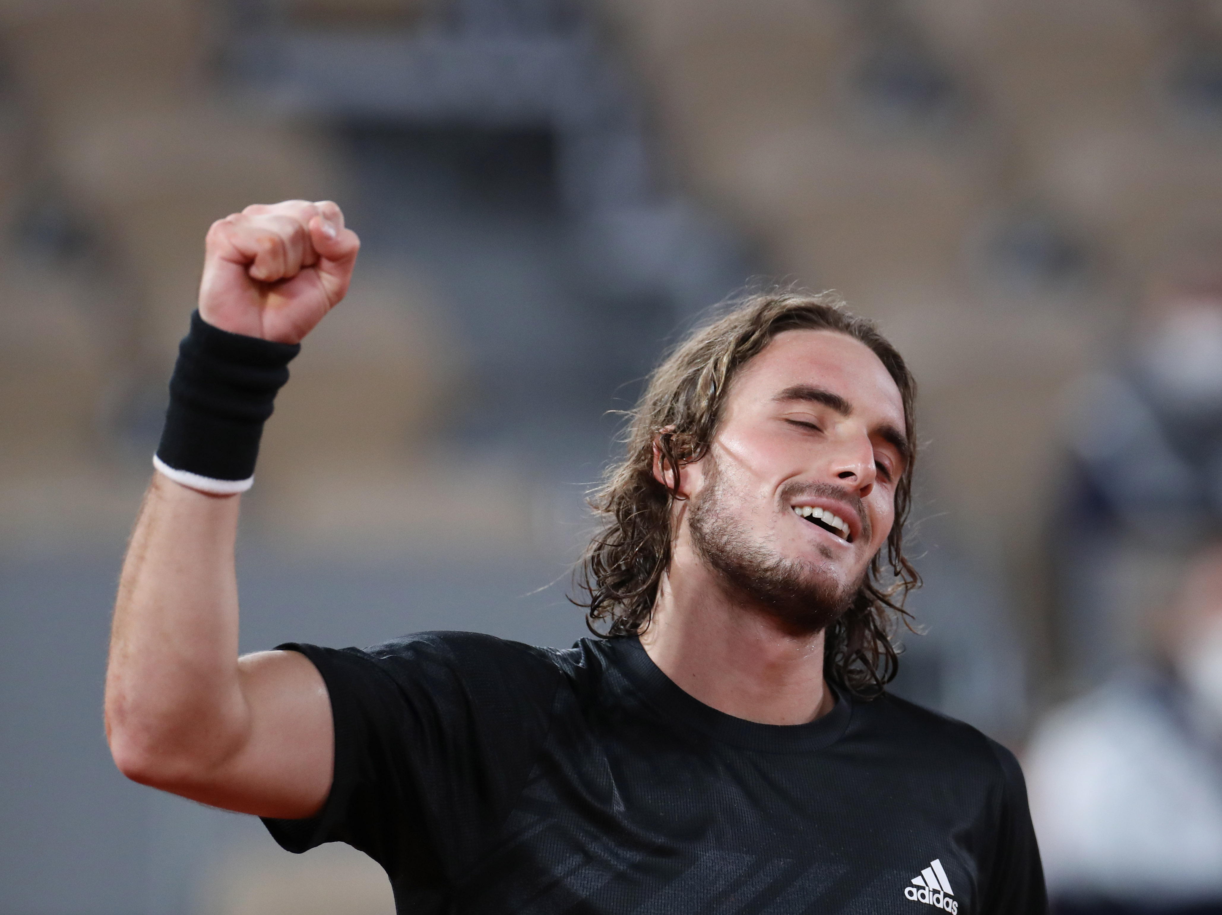 法国网球队爆冷美国网球队，西西帕斯一己之力扛起全队