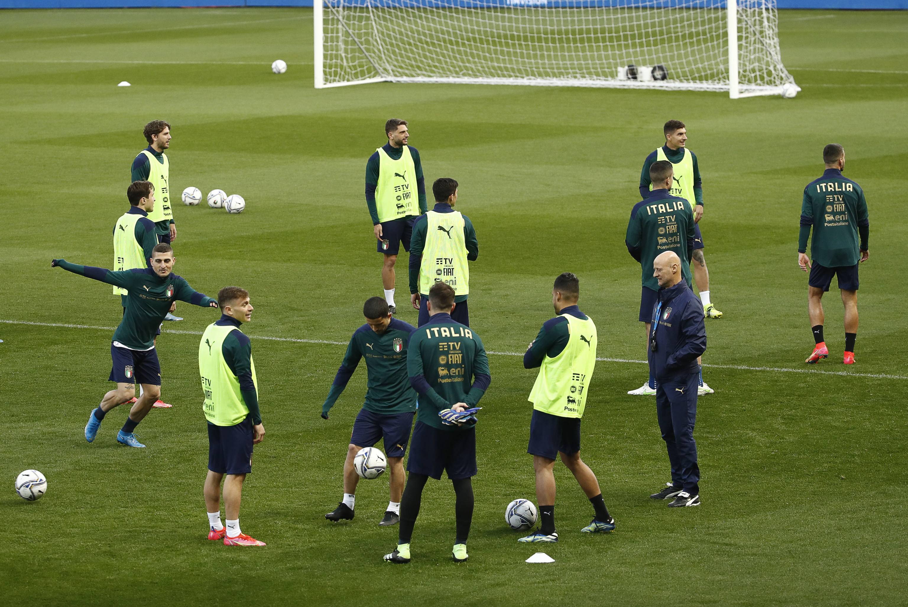 关于意大利足球联赛迎来激烈角逐，球队备战动作侧漏的信息