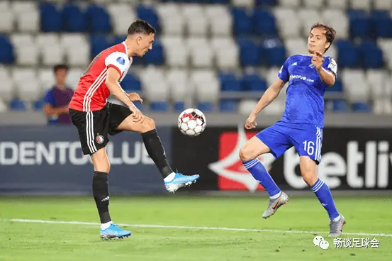 荷兰主场大胜格鲁吉亚，连胜保持