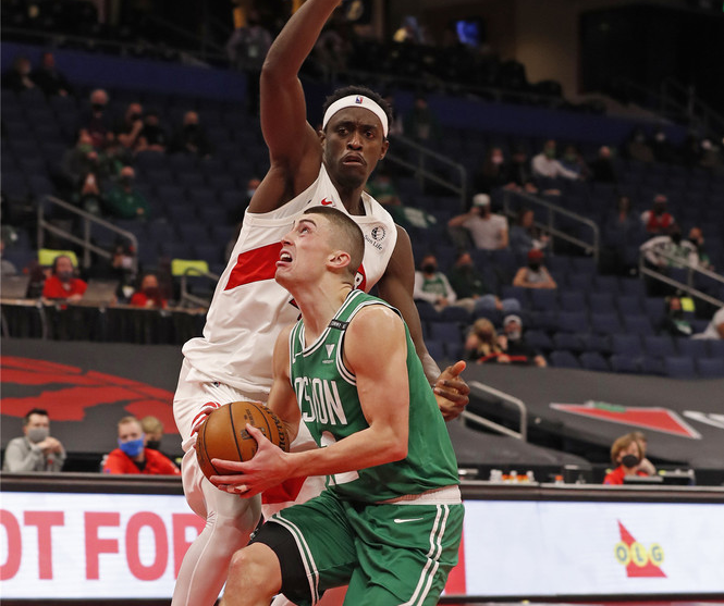 包含纵横球场一战成名，球员实力大考验的词条