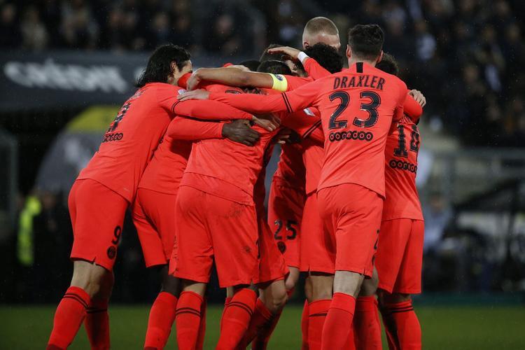 包含亚眠主场失利，球队状态下滑的词条