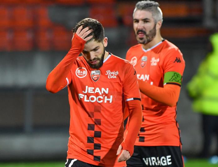 瓦朗谢纳主场逆转，取得胜利