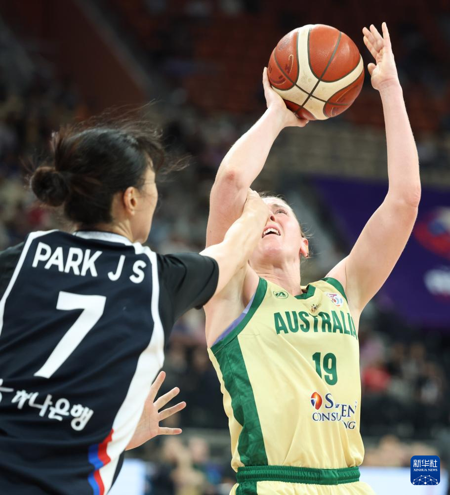 关于澳大利亚取得胜利，晋级国际比赛下一轮的信息