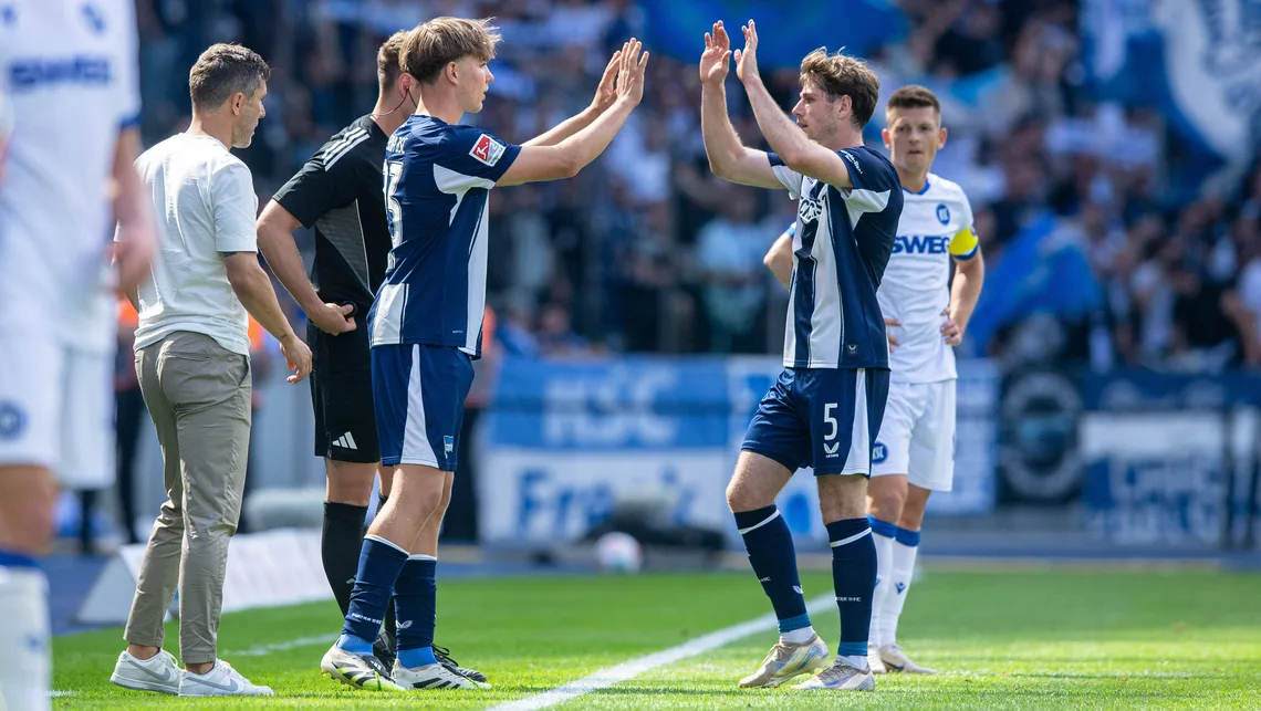 开云体育官网-关于柏林赫塔球员团结拼搏，取得一场胜利的信息