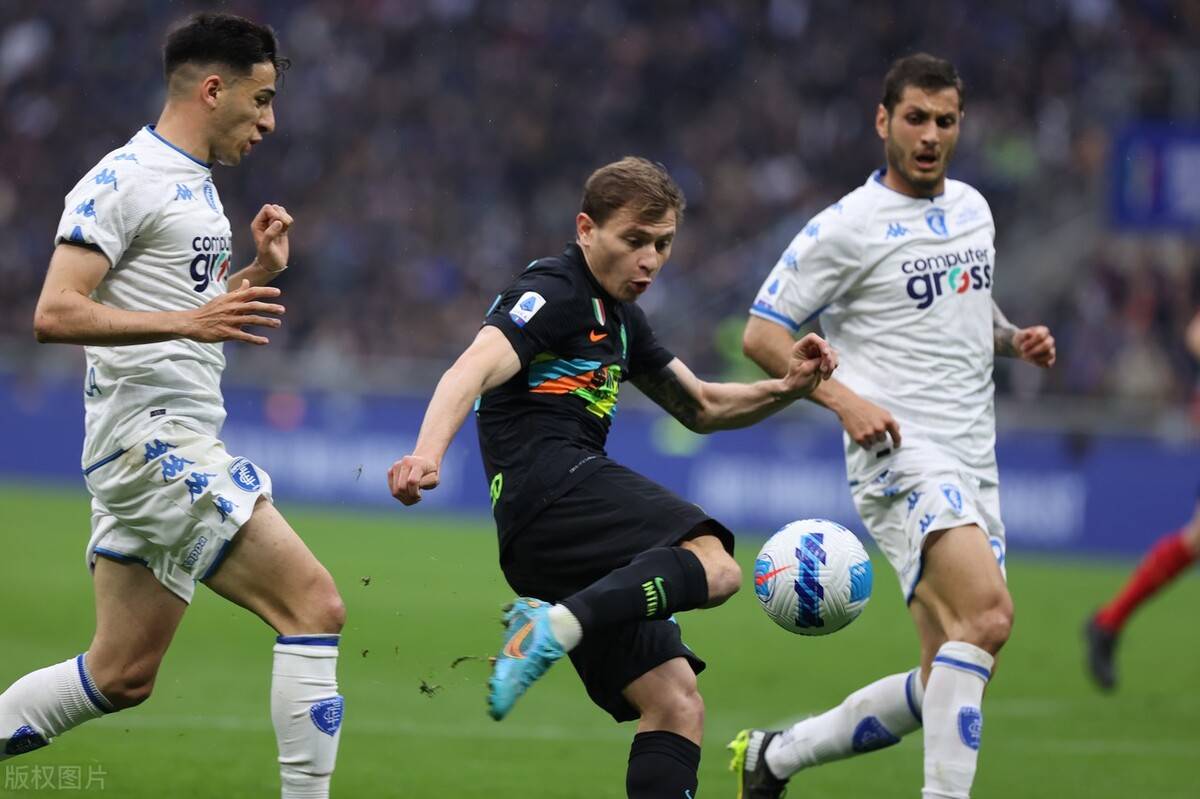 冰岛全力反扑,逼平实力强队令人惊叹的简单介绍 冰岛全力反扑,逼平实力强队令人惊叹的简单介绍