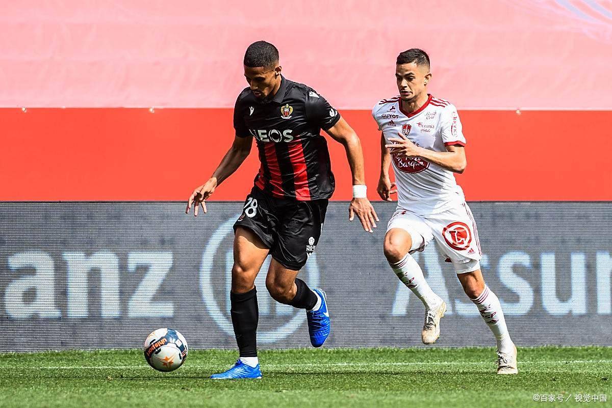 开云下载-摩纳哥后防漏洞频现，球队丢球过多