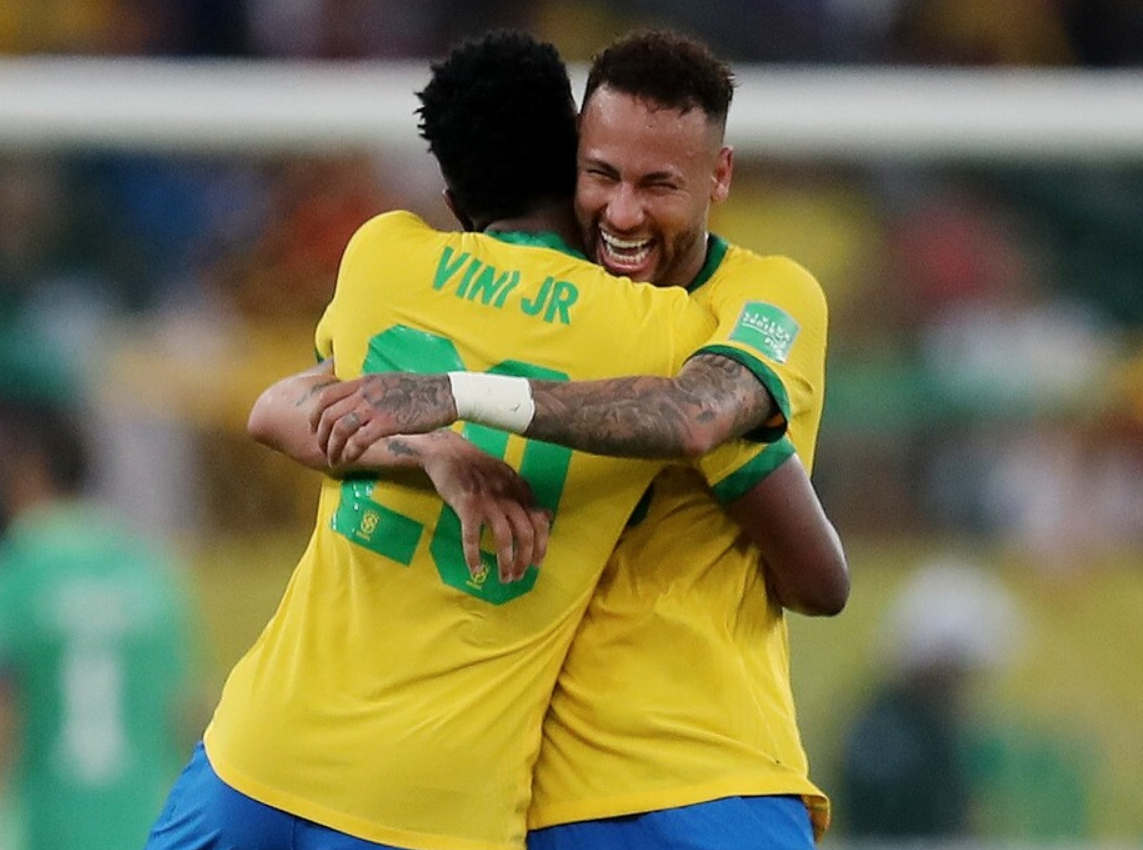 阿根廷横扫波兰，科曼打破历史纪录