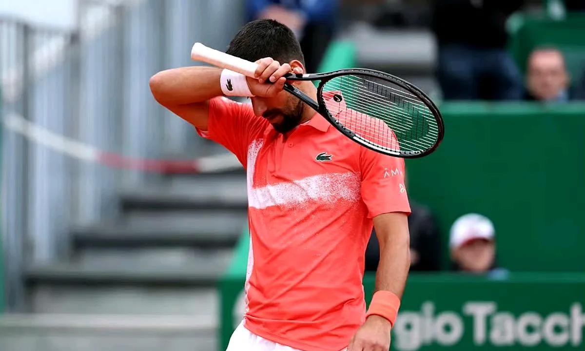 包含ATP总决赛逆转戴维斯杯，穆雷惊艳四座的词条