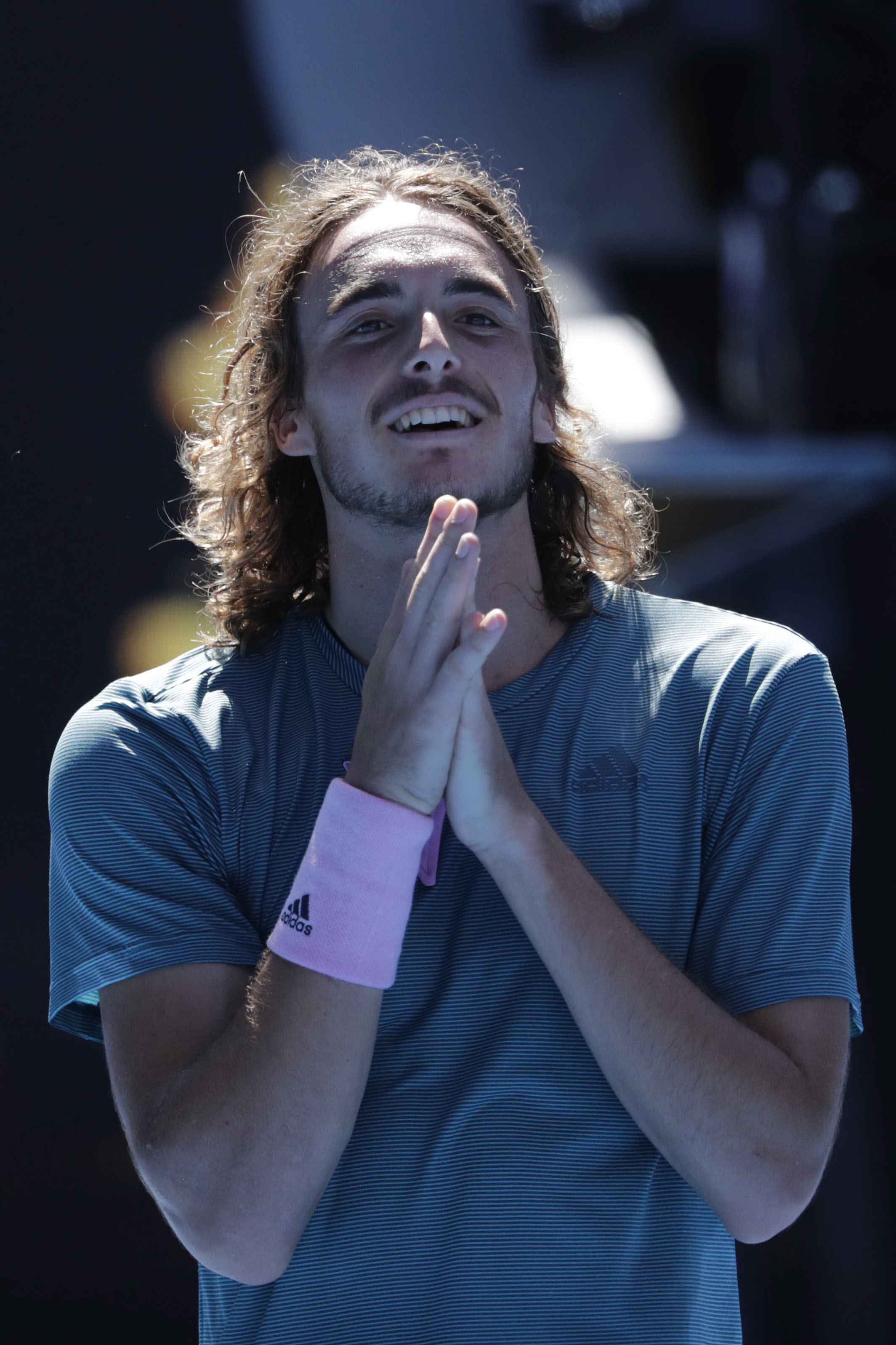 开云体育官网-温网碾压ATP总决赛，西西帕斯关键制胜的简单介绍