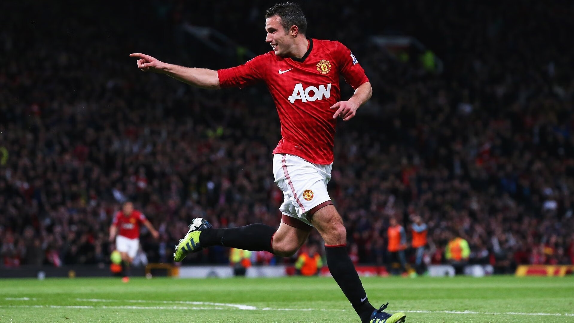 舞台中央的征服者，努涅斯闪耀之夜，曼联如何被尼斯风暴冲垮