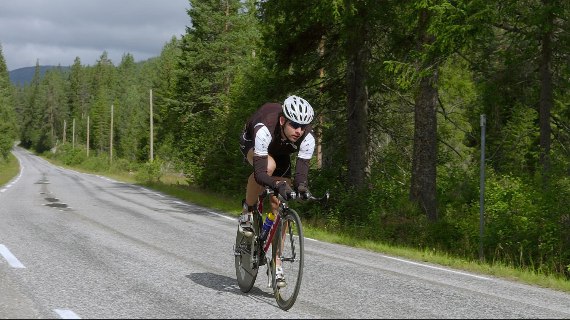 开云体育官网-格列兹曼一锤定音，秘鲁提前终结悬念苏格兰