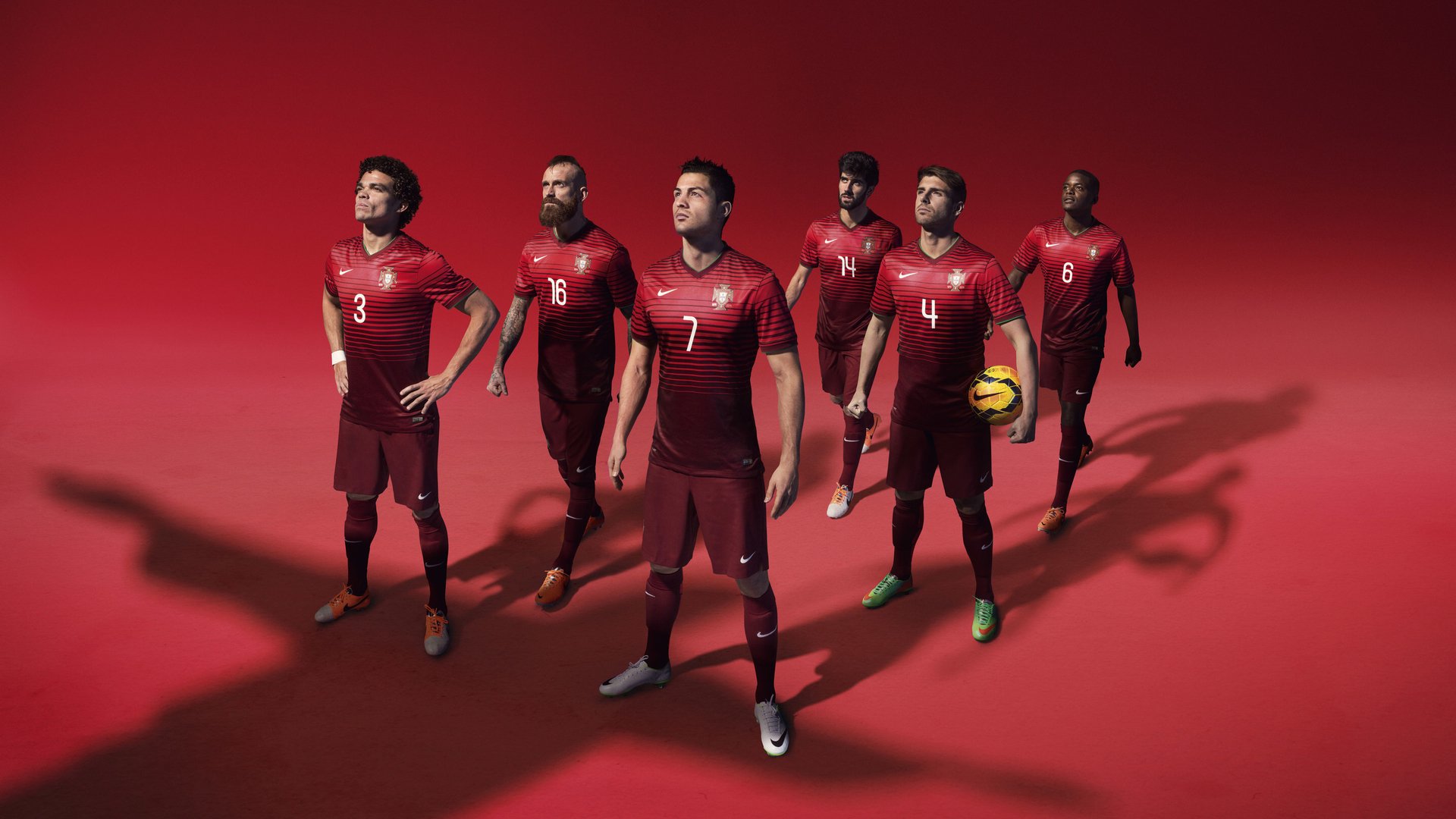 世界排名争夺战之夜，孔德展现巨星价值